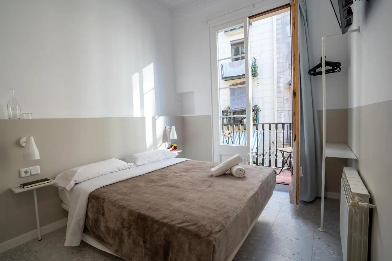 Hostal Hera Barcelona Guest house